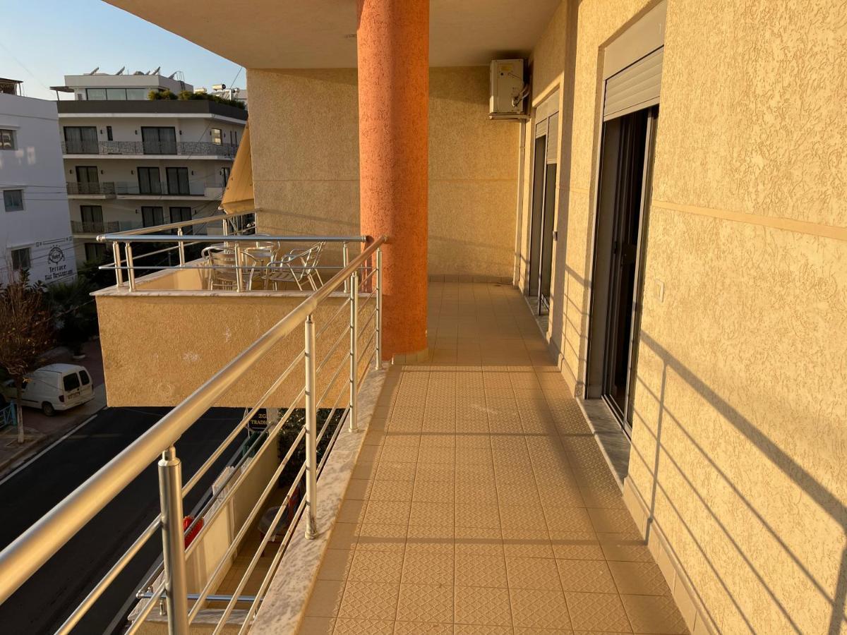 Wave Apartments Saranda Extérieur photo