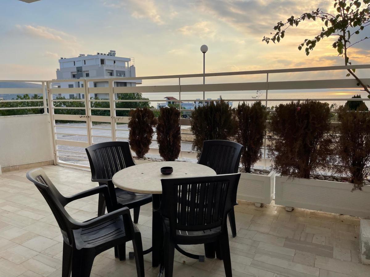 Wave Apartments Saranda Extérieur photo