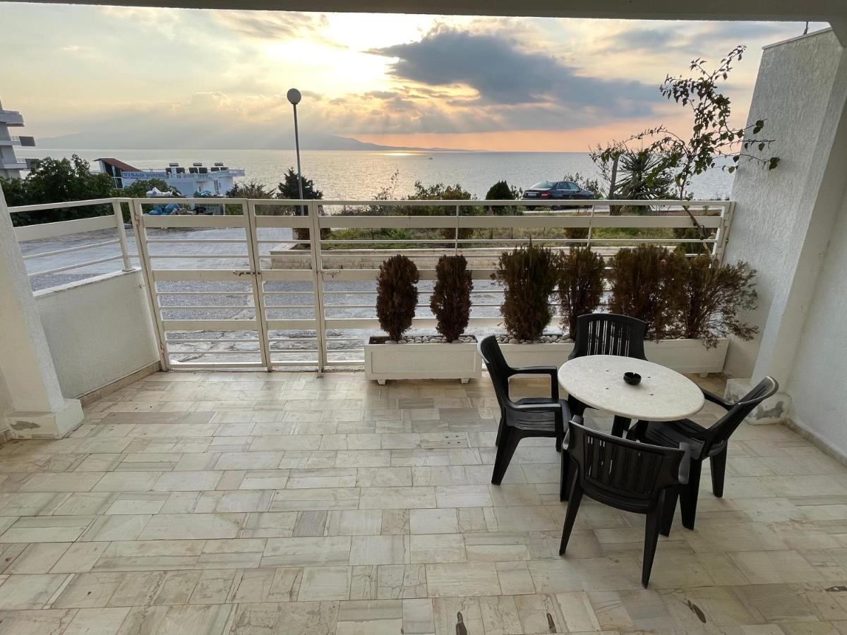 Wave Apartments Saranda Extérieur photo